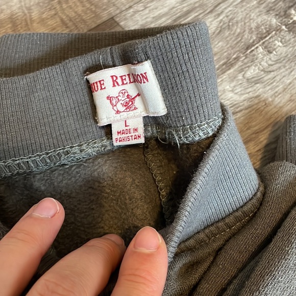 Set of boys True Religion sweatpants - Picture 5 of 5